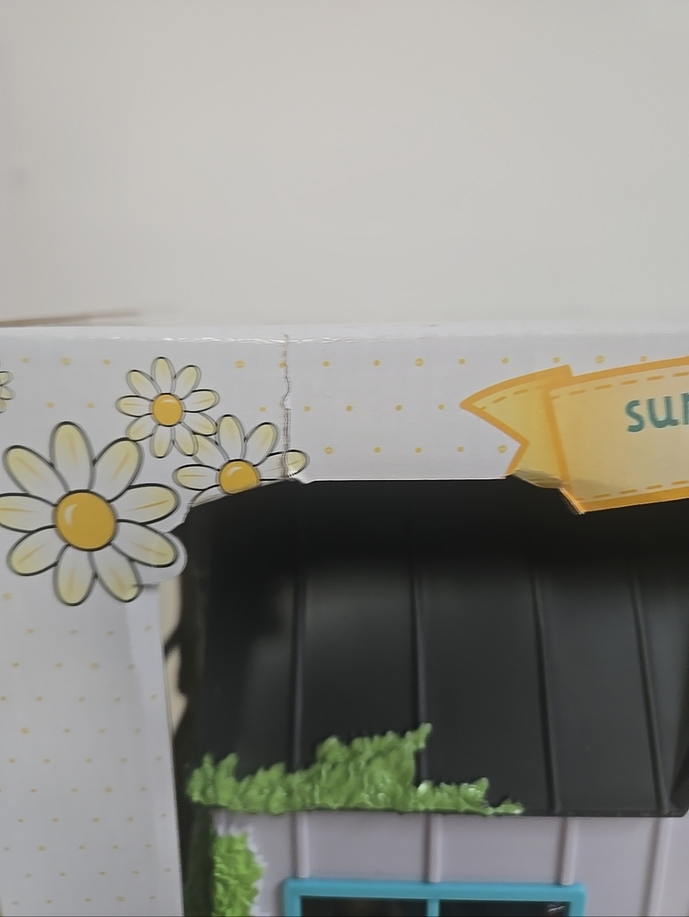 Honey Bee Acres Sunflower Cottage Playset W/ Cat 17 Pieces Age 3+ GIFT! - Picture 6 of 8